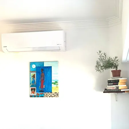 Mirazul Lovely Very 4 Minutes Walk To The Apartment *